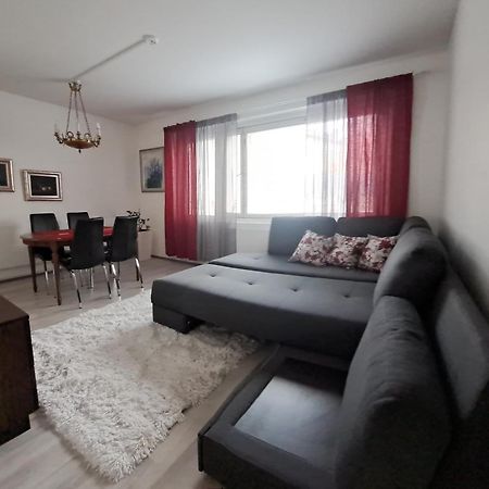 City Apartment Hilla 罗瓦涅米 外观 照片