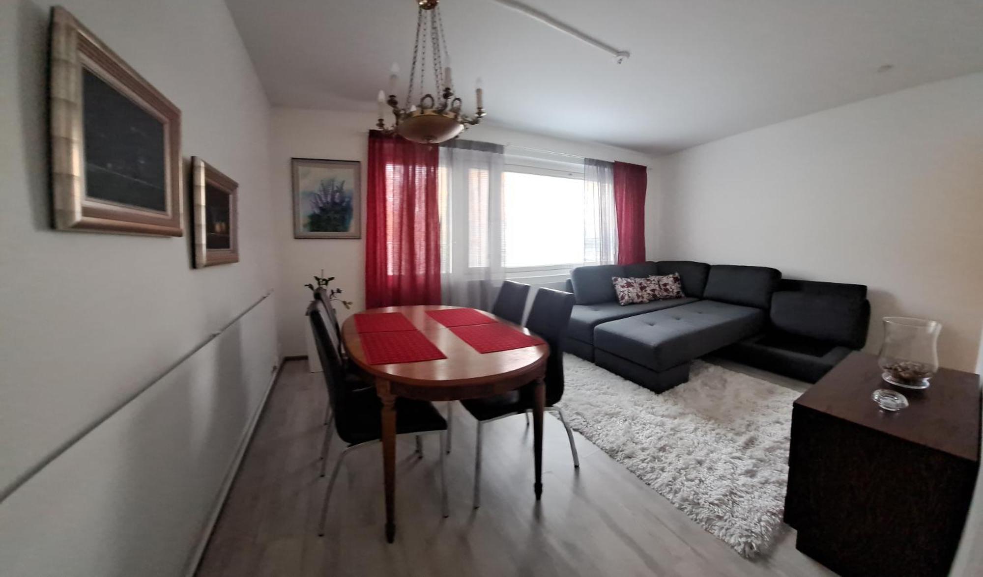 City Apartment Hilla 罗瓦涅米 外观 照片
